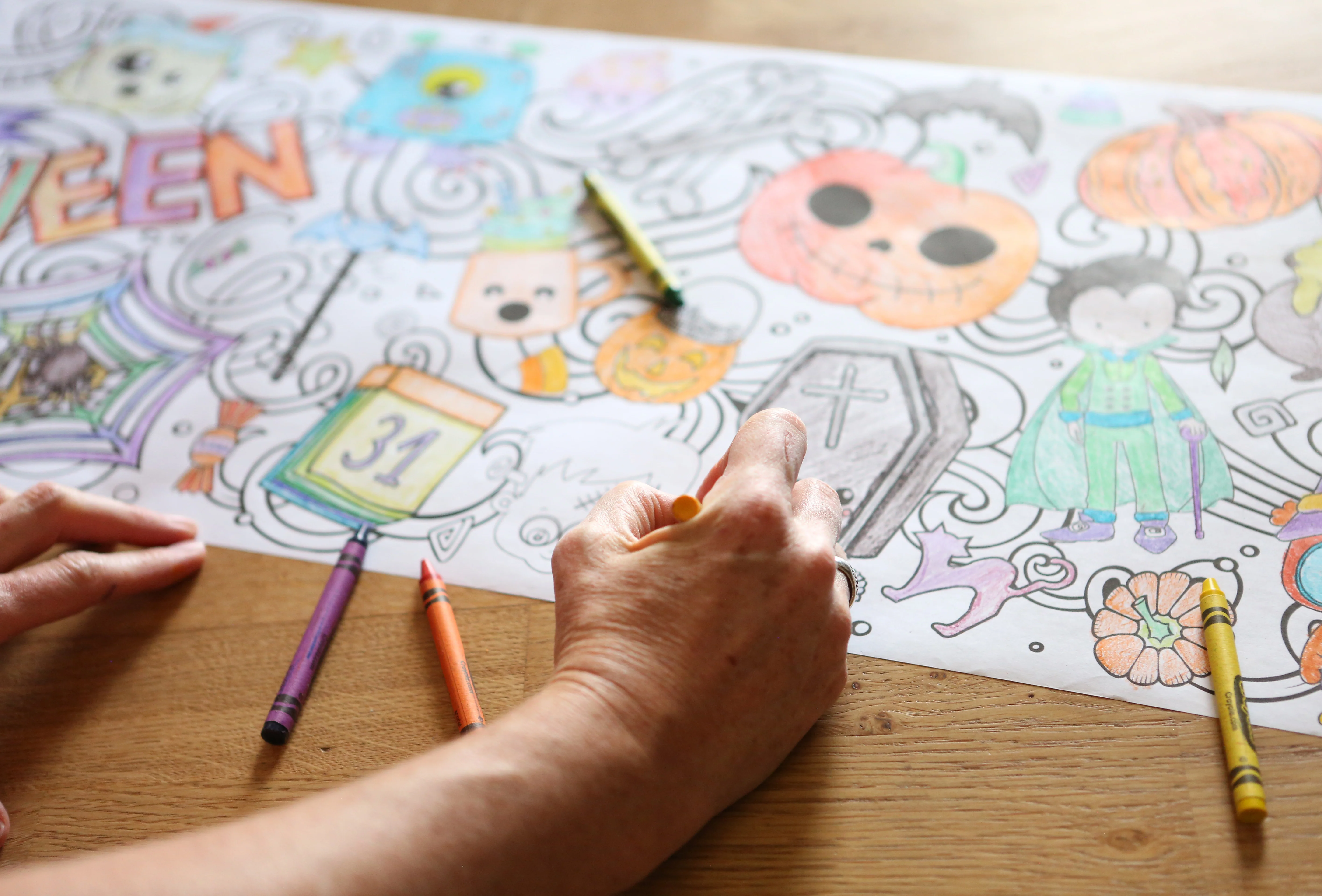 Halloween Coloring Roll - 18 ft long - Image 7