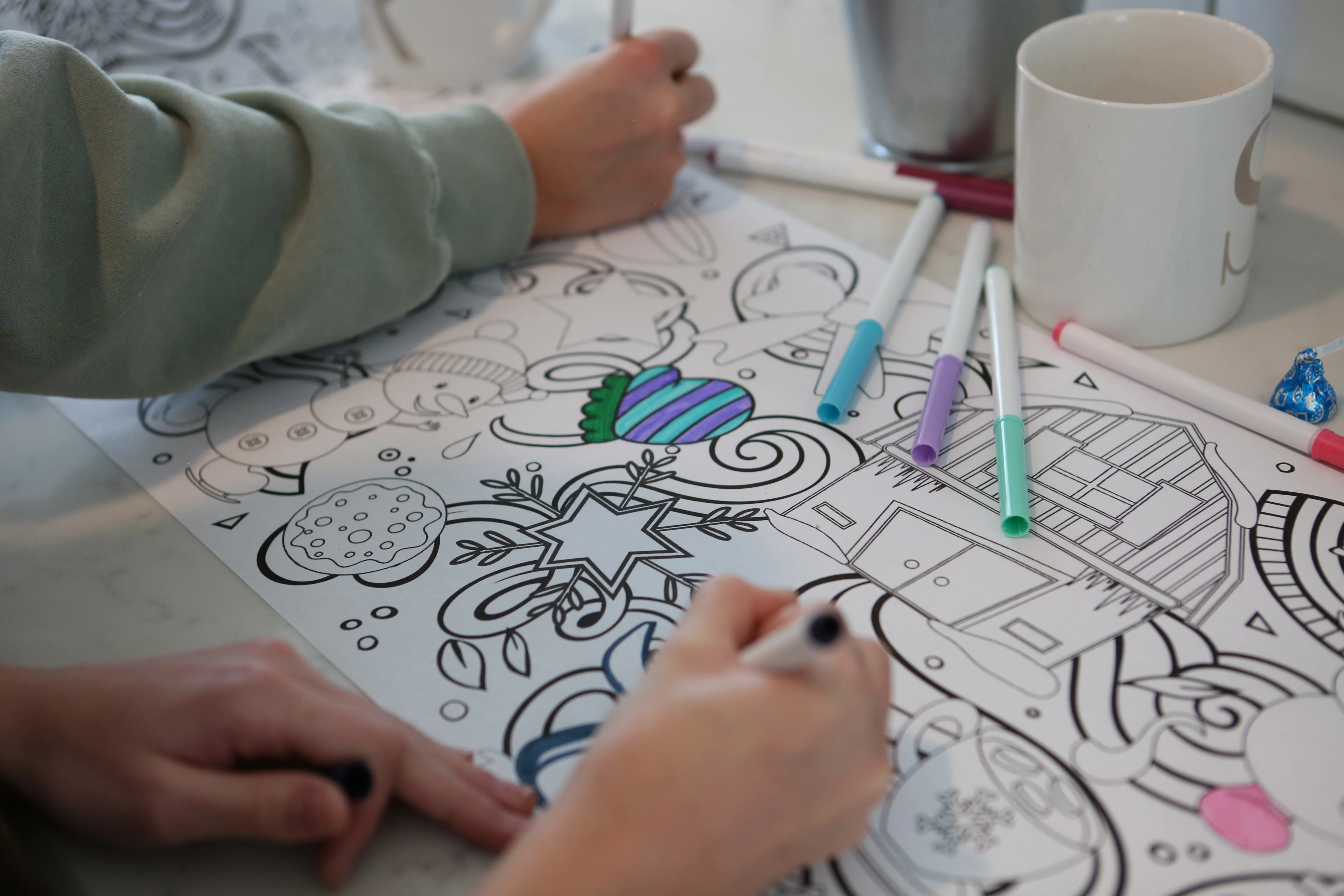 Winter Wonderland 18-Foot Coloring Roll - Image 10
