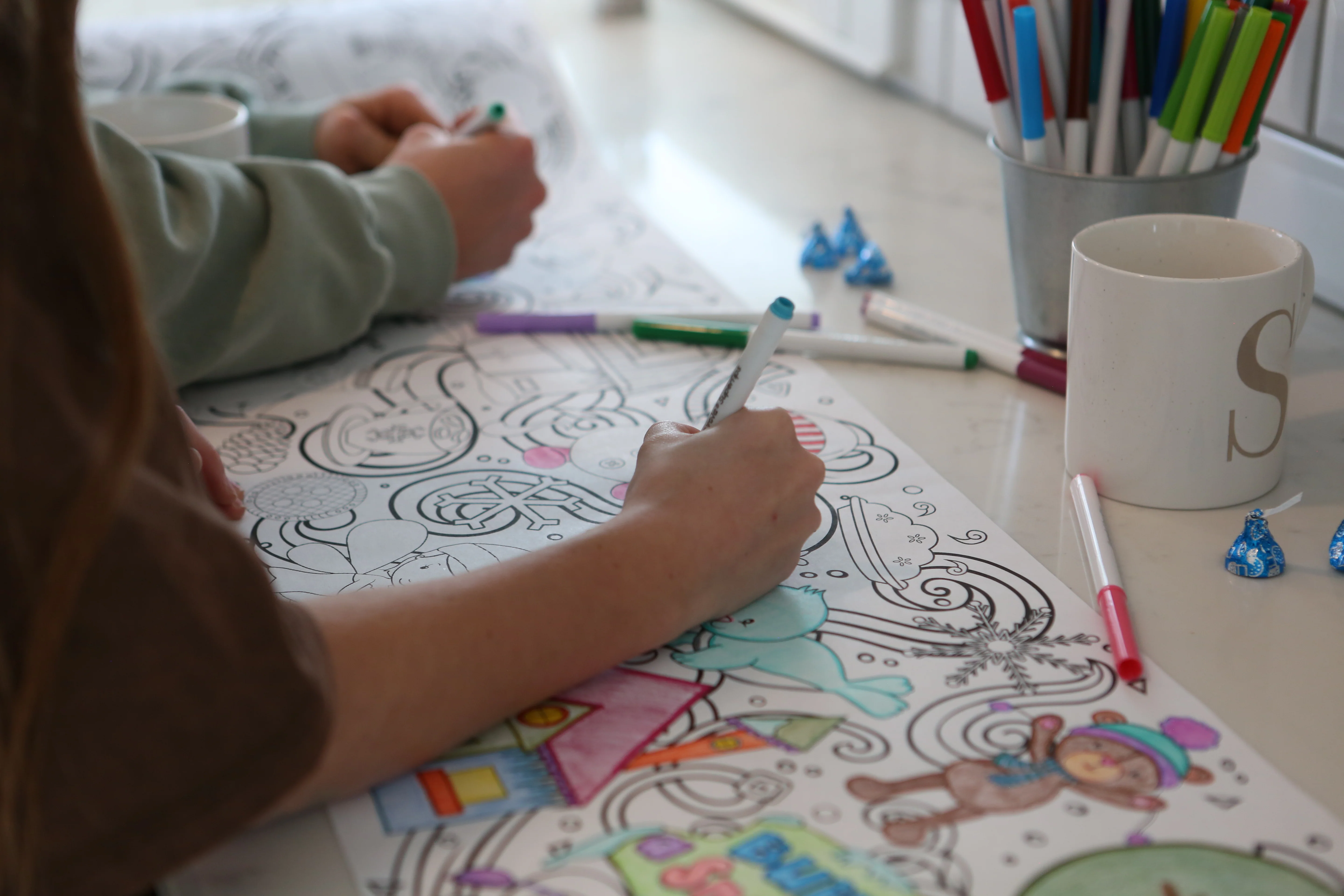 Winter Wonderland 18-Foot Coloring Roll - Image 11
