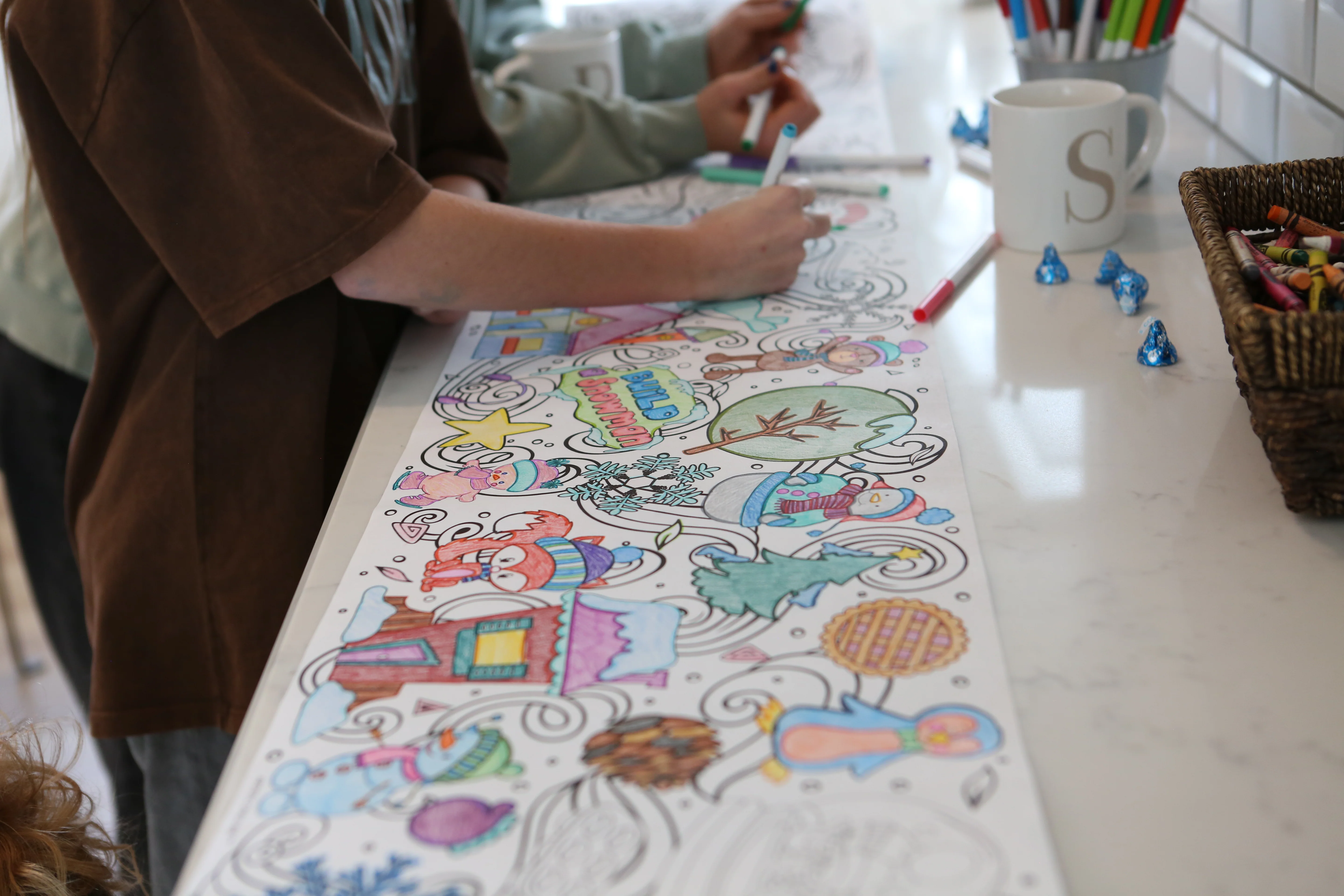 Winter Wonderland 18-Foot Coloring Roll - Image 8