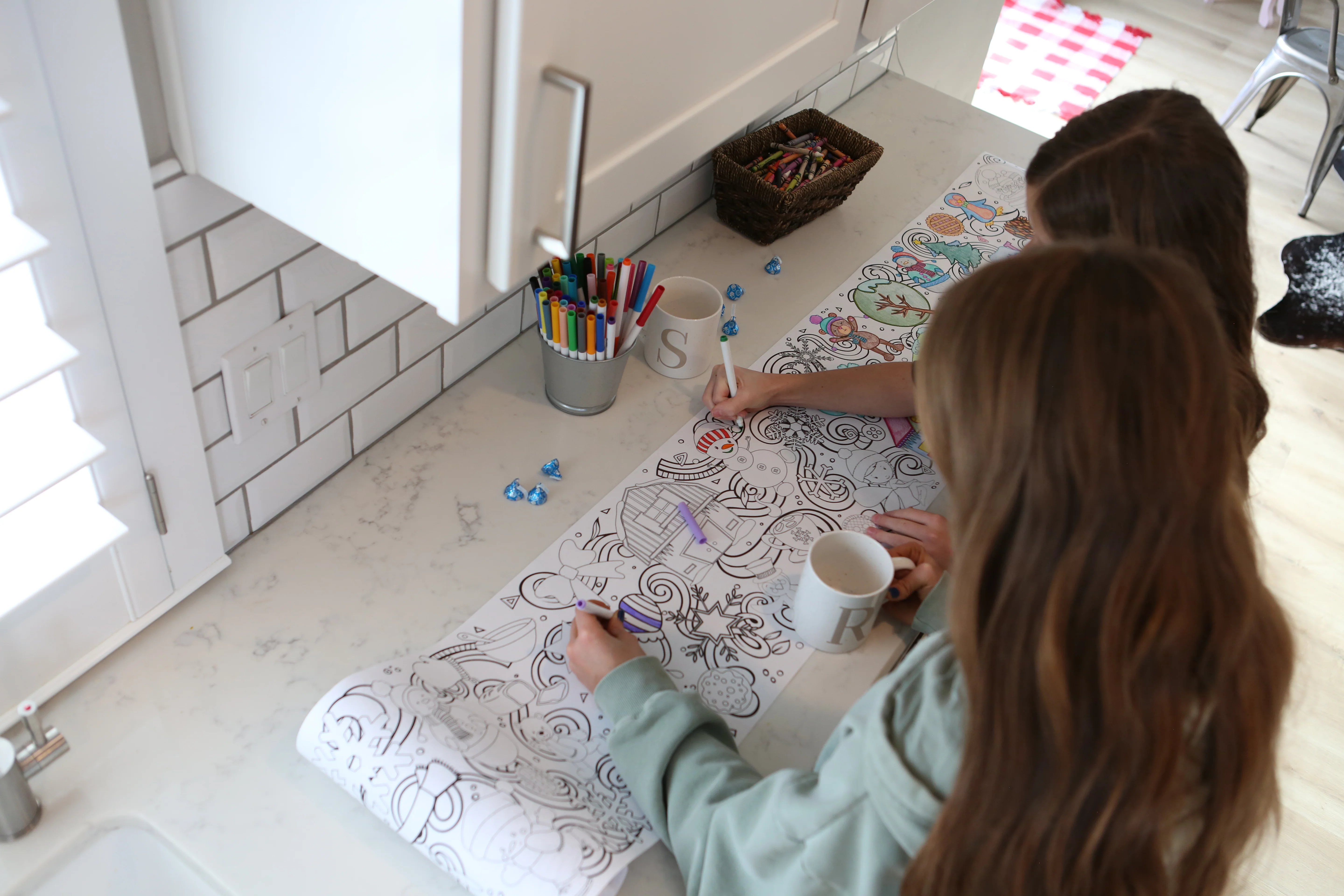 Winter Wonderland 18-Foot Coloring Roll - Image 9